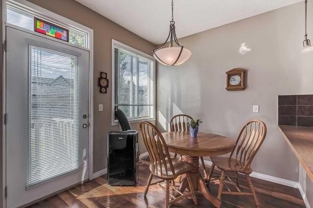 10 Everridge Gardens Sw, Home with 2 bedrooms, 2 bathrooms and 2 parking in Calgary AB | Image 9