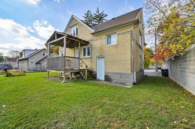 5 Lamont Ave, House detached with 3 bedrooms, 2 bathrooms and 8 parking in Toronto ON | Image 9