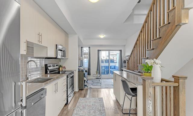 8 Thomas Mulholland Dr, House attached with 3 bedrooms, 3 bathrooms and 1 parking in Toronto ON | Image 10