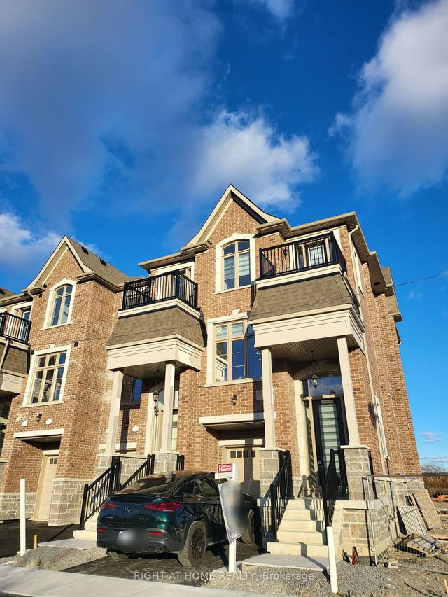 289 Swan Park Rd, House attached with 5 bedrooms, 4 bathrooms and 4 parking in Markham ON | Image 1