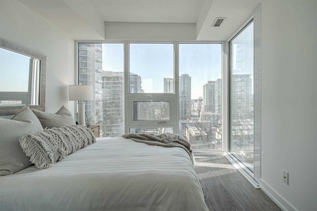 1608 - 19 Western Battery Rd, Condo with 2 bedrooms, 2 bathrooms and 0 parking in Toronto ON | Image 4