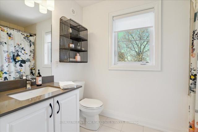 3 - 2071 Ghent Ave, Townhouse with 3 bedrooms, 3 bathrooms and 2 parking in Burlington ON | Image 10