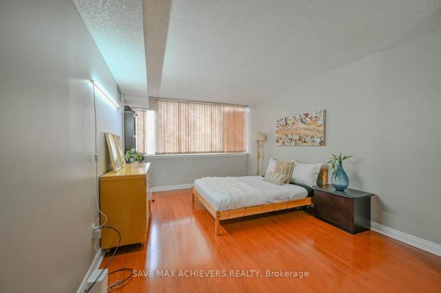 403 - 21 Markbrook Lane, Condo with 2 bedrooms, 2 bathrooms and 1 parking in Toronto ON | Image 17
