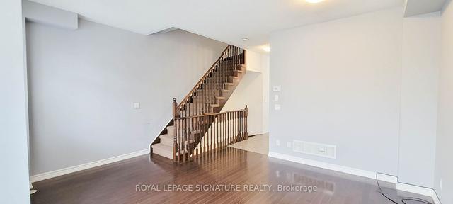 8 Bakewell St, Townhouse with 3 bedrooms, 3 bathrooms and 2 parking in Brampton ON | Image 22