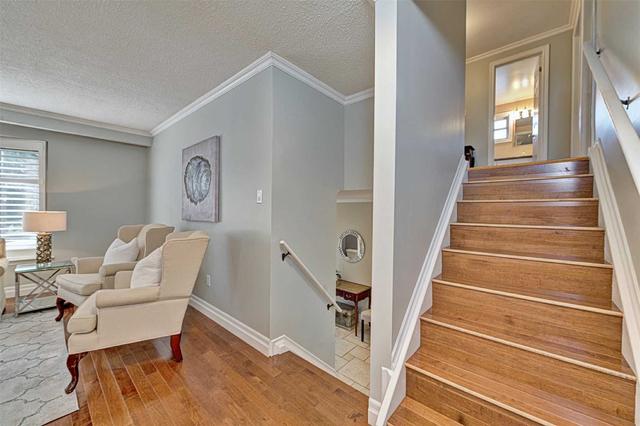 1487 Newlands Cres, House detached with 4 bedrooms, 2 bathrooms and 3 parking in Burlington ON | Image 4