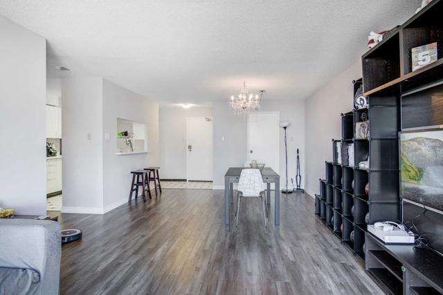 813 - 35 Trailwood Dr, Condo with 2 bedrooms, 2 bathrooms and 1 parking in Mississauga ON | Image 15