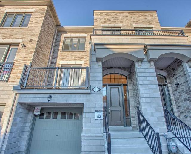 11 Augustus Terr, Townhouse with 3 bedrooms, 4 bathrooms and 2 parking in Toronto ON | Image 1