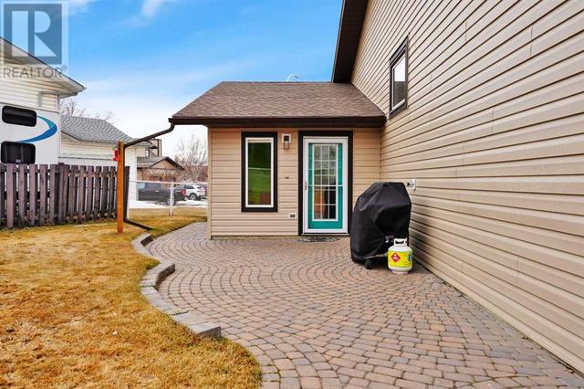 6016 67 Avenue, House detached with 4 bedrooms, 3 bathrooms and 2 parking in Rocky Mountain House AB | Image 42