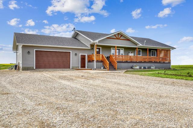 263021 Township Road 240, House detached with 3 bedrooms, 2 bathrooms and null parking in Calgary AB | Image 14