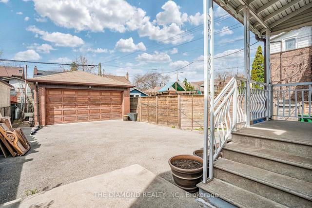 190 Northcliffe Blvd, House detached with 3 bedrooms, 3 bathrooms and 2 parking in Toronto ON | Image 21