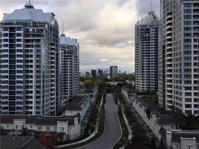 1004 - 17 Barberry Pl, Condo with 1 bedrooms, 2 bathrooms and 1 parking in Toronto ON | Image 11