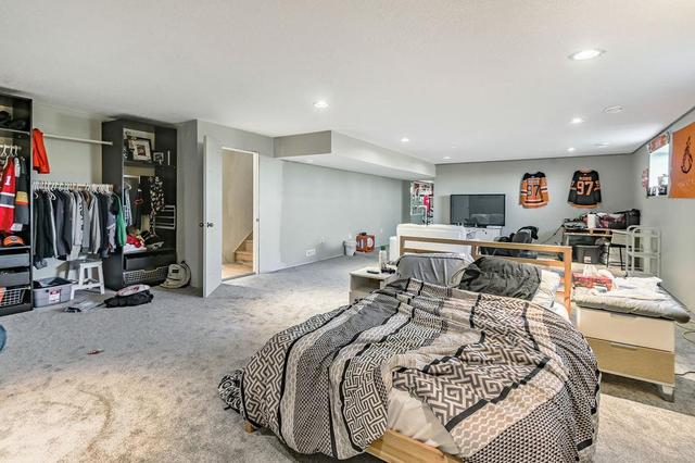 370221 70 Street W, House detached with 4 bedrooms, 4 bathrooms and 10 parking in Calgary AB | Image 33