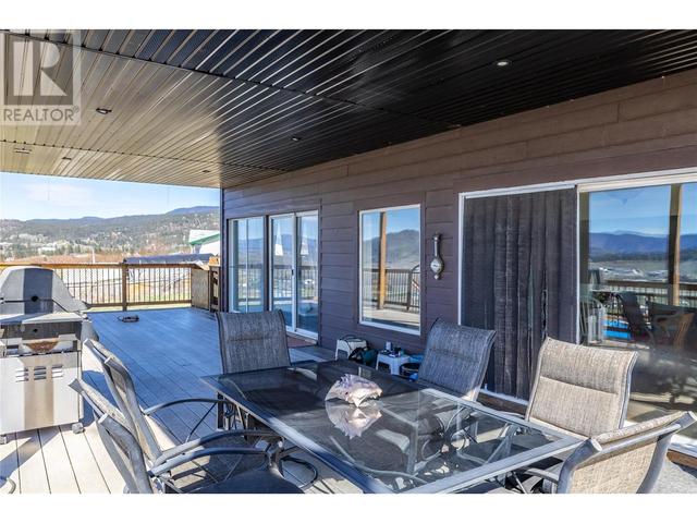 4451 Black Road, Home with 2 bedrooms, 3 bathrooms and null parking in Central Okanagan BC | Image 44