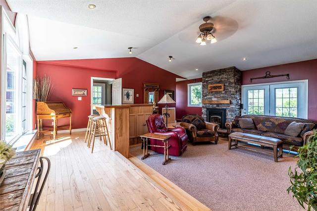 1450 Heritage Line, House detached with 5 bedrooms, 3 bathrooms and 16 parking in Otonabee South Monaghan ON | Image 11