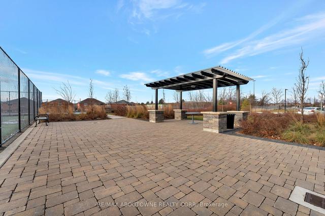 1516 - 339 Rathburn Rd W, Condo with 2 bedrooms, 2 bathrooms and 1 parking in Mississauga ON | Image 18