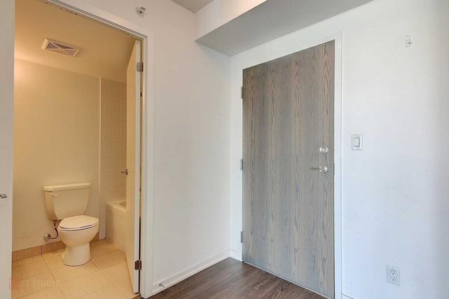 1906 - 68 Abell St, Condo with 2 bedrooms, 2 bathrooms and 0 parking in Toronto ON | Image 5