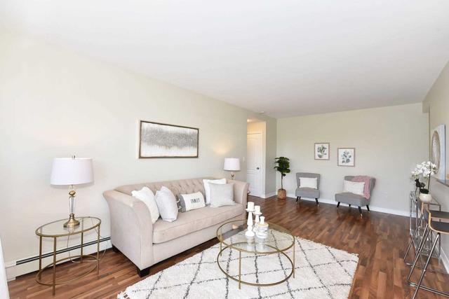 404 - 60 Gulliver Rd, Condo with 1 bedrooms, 1 bathrooms and 1 parking in Toronto ON | Image 5