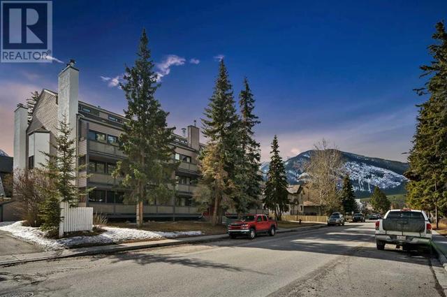 213, - 412 Squirrel Street, Condo with 1 bedrooms, 1 bathrooms and 1 parking in Banff AB | Image 27