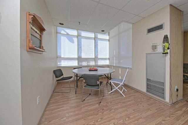 1003 - 30 Malta Ave, Condo with 3 bedrooms, 2 bathrooms and 2 parking in Brampton ON | Image 24