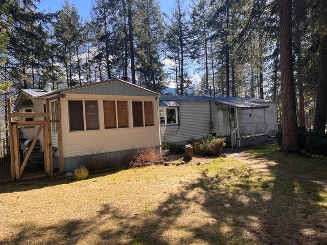 1614 Strome Road, House detached with 3 bedrooms, 1 bathrooms and null parking in Kootenay Boundary C BC | Image 6