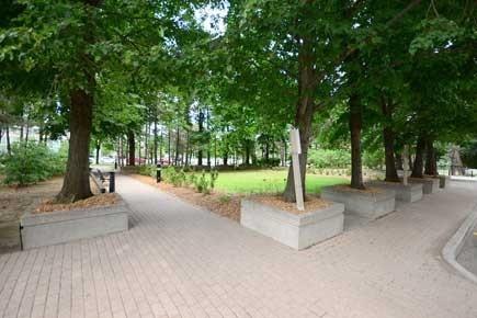 1507 - 3700 Kaneff Cres, Condo with 3 bedrooms, 2 bathrooms and 1 parking in Mississauga ON | Image 11