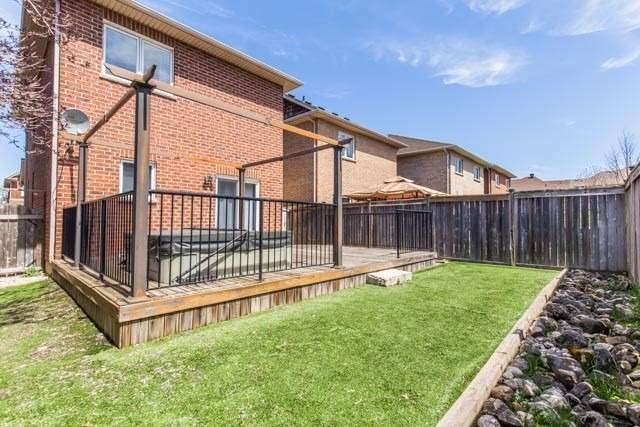 25 Oakrun St, House detached with 3 bedrooms, 2 bathrooms and 3 parking in Hamilton ON | Image 21