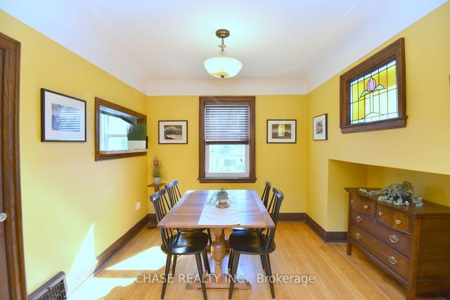 55 Paradise Rd S, House semidetached with 2 bedrooms, 2 bathrooms and 7 parking in Hamilton ON | Image 3
