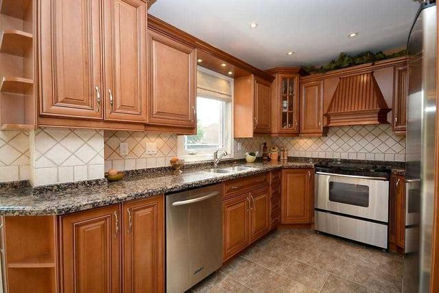 4151 Prince George Ave, House detached with 4 bedrooms, 3 bathrooms and 6 parking in Mississauga ON | Image 4