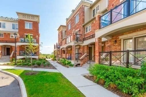 unit24 - 2484 Post Rd, Townhouse with 2 bedrooms, 2 bathrooms and 1 parking in Oakville ON | Image 2