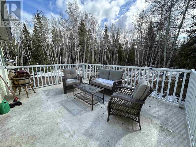 4615 Reschke Road, House other with 5 bedrooms, 3 bathrooms and null parking in Hudson's Hope BC | Image 4
