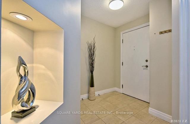 1515 - 188 Doris Ave, Condo with 2 bedrooms, 2 bathrooms and 1 parking in Toronto ON | Image 27