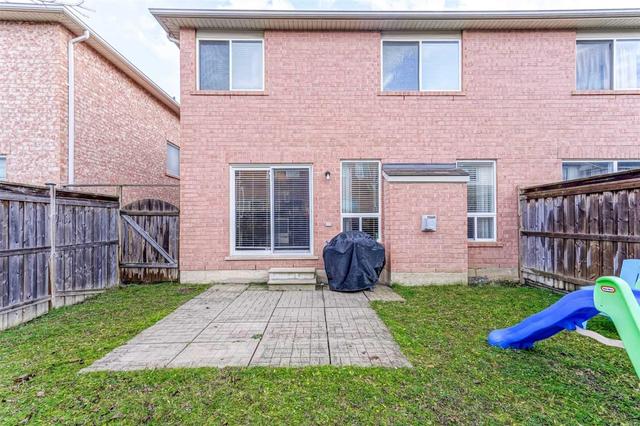 1059 Clark Blvd, House semidetached with 3 bedrooms, 3 bathrooms and 2 parking in Milton ON | Image 20