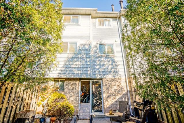 5 - 2051 Merchants Gate, Townhouse with 3 bedrooms, 3 bathrooms and 2 parking in Oakville ON | Image 28