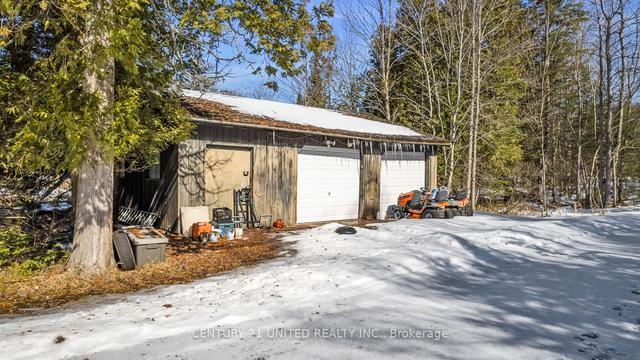 2314 Soyers Lake Rd, House detached with 1 bedrooms, 2 bathrooms and 10 parking in Minden Hills ON | Image 23