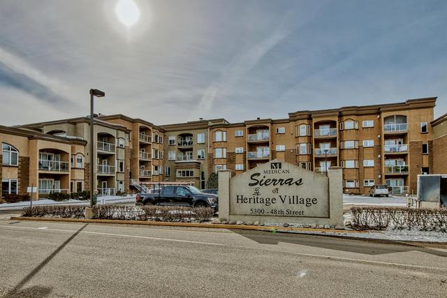 404 - 5300 48 Street, Condo with 1 bedrooms, 1 bathrooms and 1 parking in Red Deer AB | Image 1