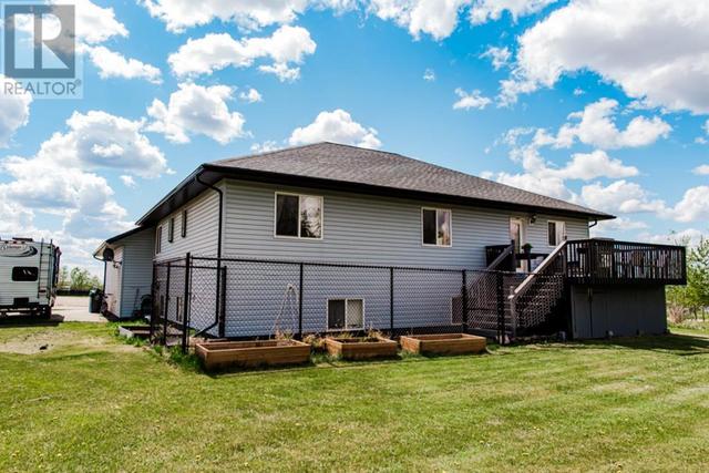1101 Redlow Drive, House detached with 5 bedrooms, 3 bathrooms and 6 parking in Beaverlodge AB | Image 44