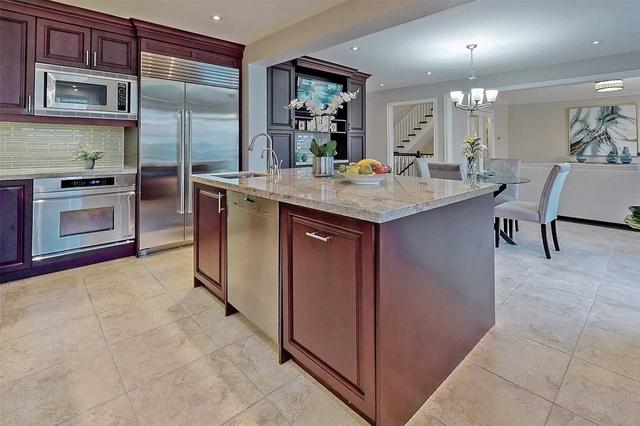 2 Calderbridge Cres, House detached with 5 bedrooms, 5 bathrooms and 8 parking in Markham ON | Image 7