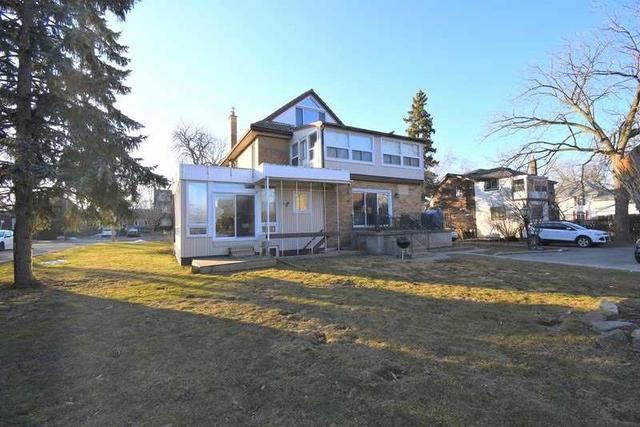 46 Lake Ave. Dr E, House detached with 6 bedrooms, 3 bathrooms and 10 parking in Hamilton ON | Image 20