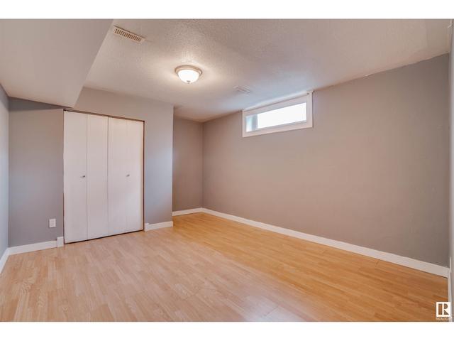 10315 75 St Nw, House detached with 4 bedrooms, 3 bathrooms and 5 parking in Edmonton AB | Image 37