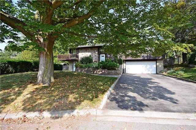 855 Ingersoll Crt, House detached with 4 bedrooms, 3 bathrooms and 4 parking in Mississauga ON | Image 1