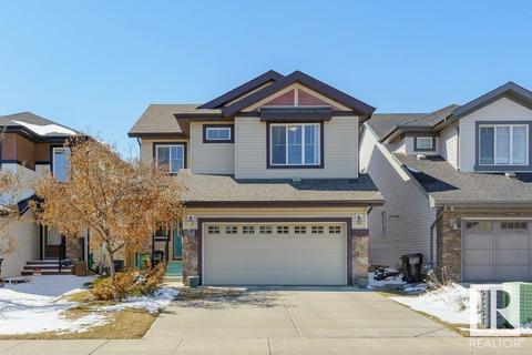 3765 Alexander Cr Sw, House detached with 3 bedrooms, 2 bathrooms and 4 parking in Edmonton AB | Card Image