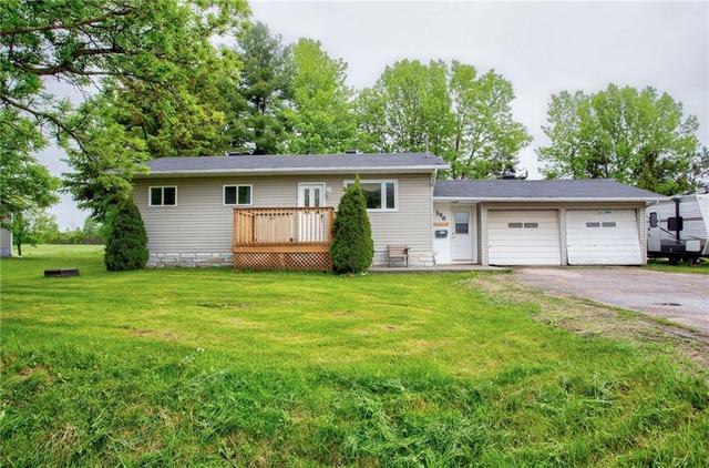 198 Drive In Road, House detached with 5 bedrooms, 2 bathrooms and 4 parking in Laurentian Valley ON | Card Image