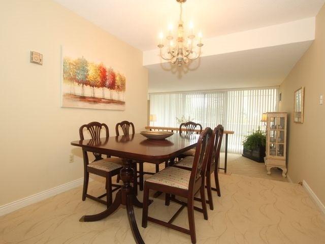 208 - 270 Scarlett Rd, Condo with 1 bedrooms, 1 bathrooms and 1 parking in Toronto ON | Image 8