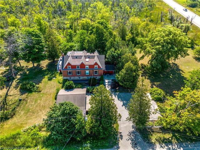 9405 Sideroad 5 Sideroad, House detached with 4 bedrooms, 2 bathrooms and 8 parking in Erin ON | Image 3