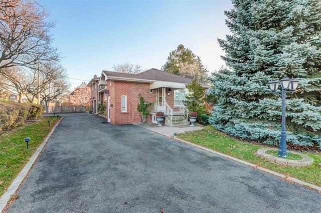 59 Katherine Rd, House detached with 4 bedrooms, 3 bathrooms and 8 parking in Toronto ON | Image 12