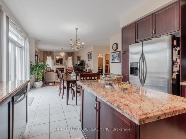 47 Point Rouge Tr, House detached with 5 bedrooms, 4 bathrooms and 6 parking in Toronto ON | Image 9