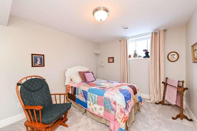 100 Spruce Gardens Crt, House attached with 2 bedrooms, 3 bathrooms and 6 parking in Belleville ON | Image 17