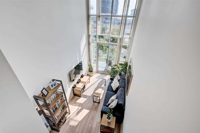 405 - 5 Hanna Ave, Condo with 1 bedrooms, 2 bathrooms and 1 parking in Toronto ON | Image 18