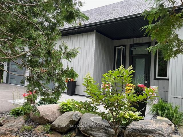 225 Lakeshore Rd W, House detached with 3 bedrooms, 3 bathrooms and 14 parking in Oro Medonte ON | Image 28