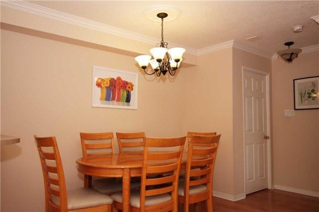 402 - 250 Webb Dr, Condo with 2 bedrooms, 2 bathrooms and 2 parking in Mississauga ON | Image 5